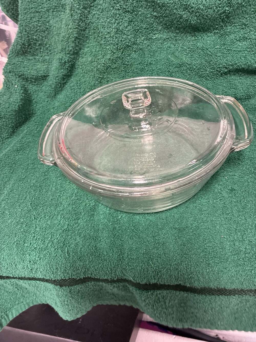 Anchor Hocking Clear Glass Round 2 Quart Casserole Baking Dish with Lid